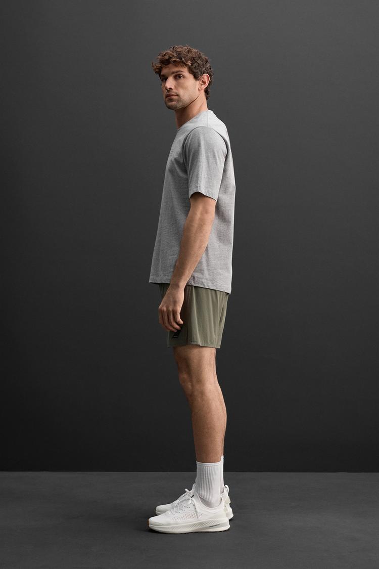 GRAPHIC PRINT T-SHIRT | GREY