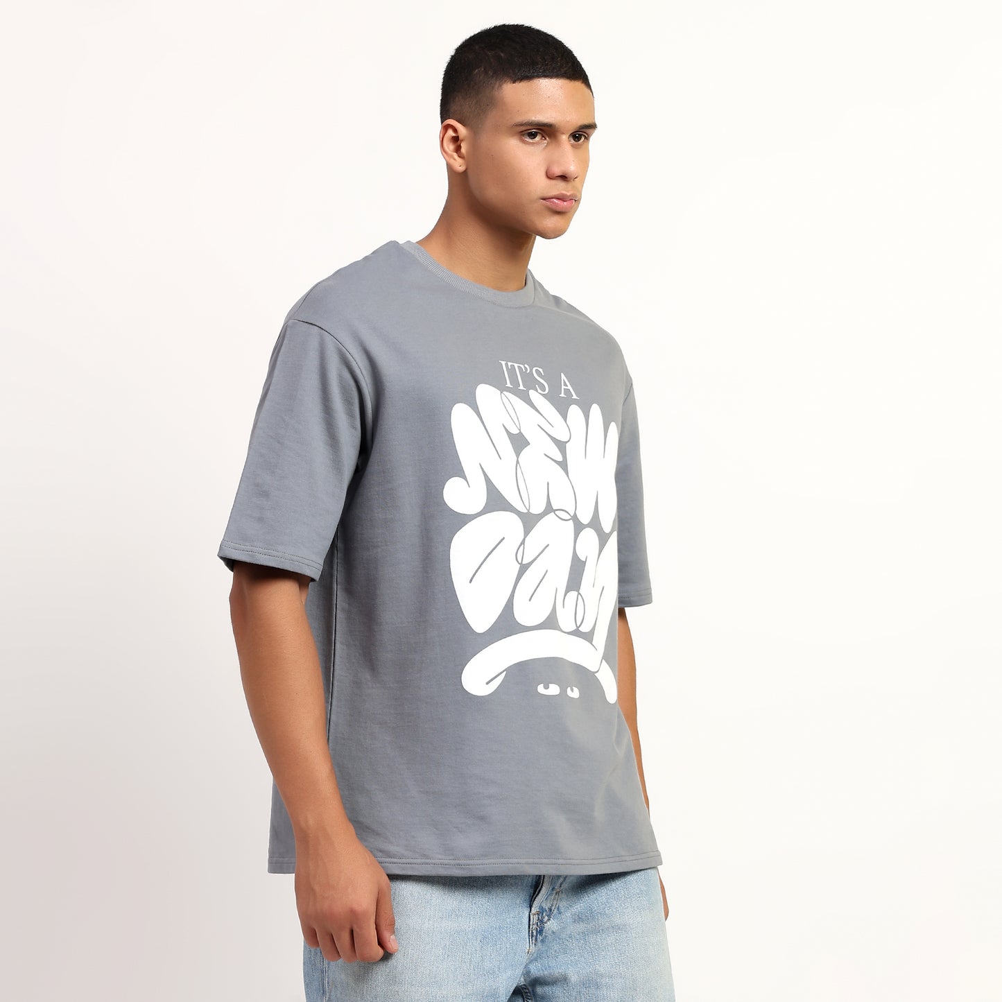 NEW DAY | Oversized Regular T-Shirt – Premium Cotton | GREY