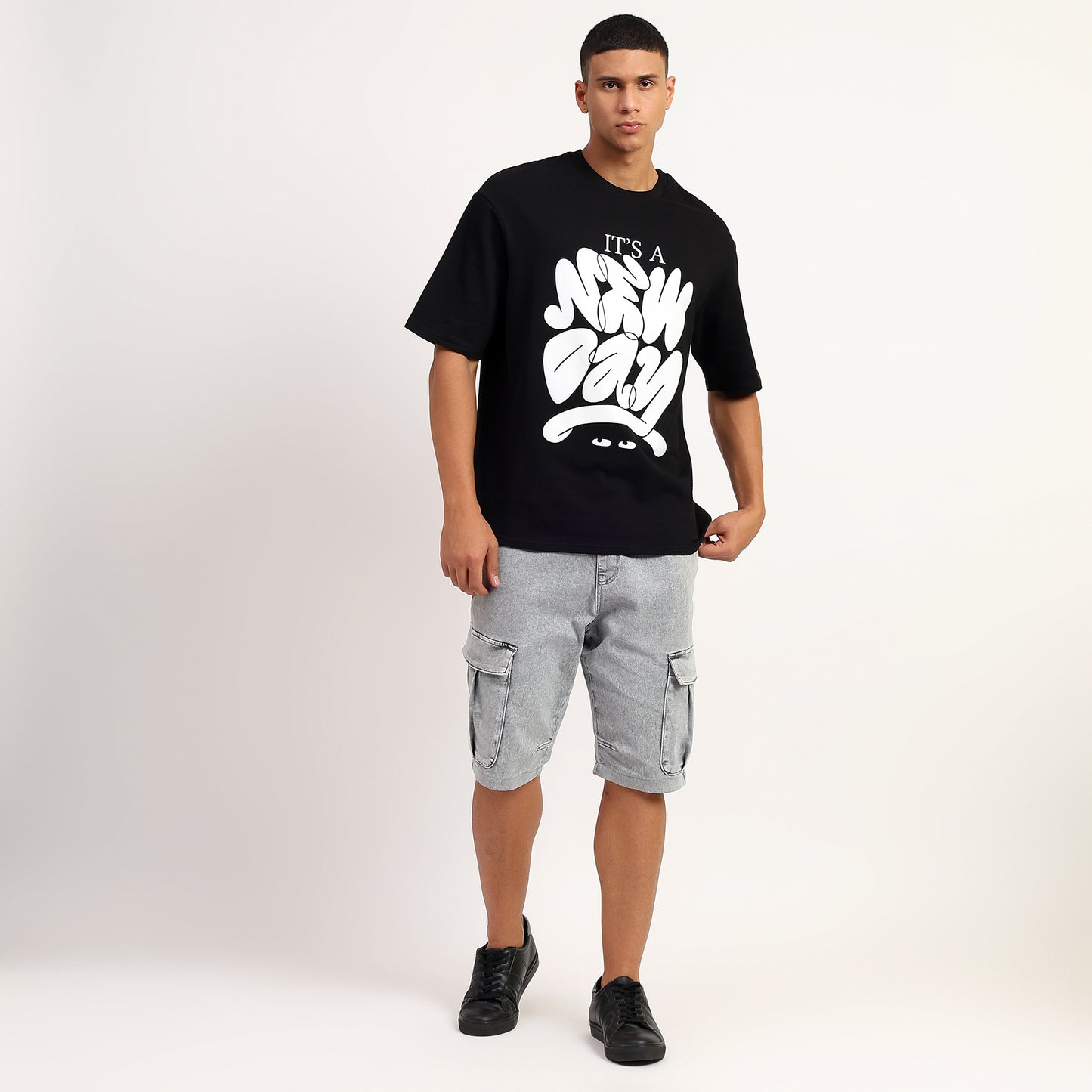 It's a New Day | Oversized Regular T-Shirt – Premium Cotton | Black